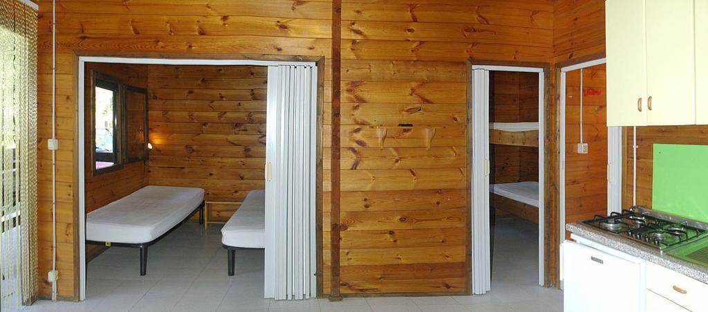 Villaggio Camping Uria Фоче-Варано Экстерьер фото